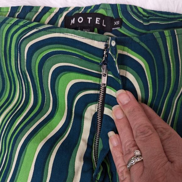 Motel Rocks Coban Trouser Ripple Retro Bootcut Low Rise Low Waist Pants Green XS - Picture 6 of 12